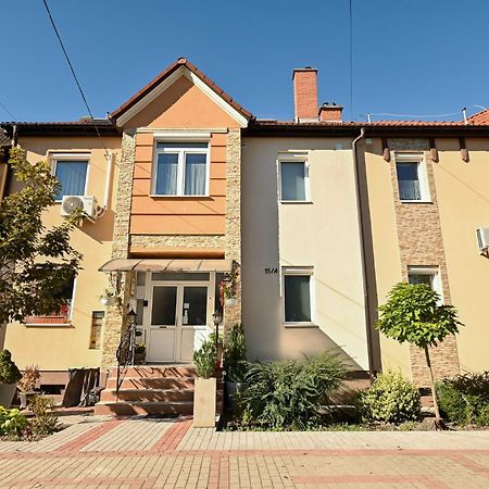 Bellavista 1 Apartman Эгер Экстерьер фото